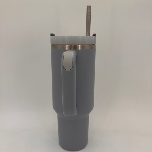 Stanley Blue The Quensher H2.0 The Flowstate 40 oz Tumbler NWOT - Picture 6 of 8